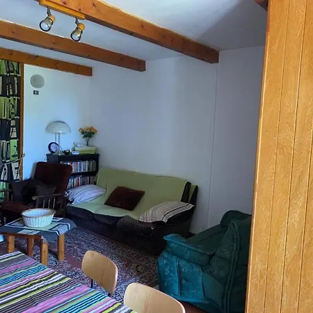 Confortable Avec Balcon Et Acces Pistes - Fr-1-804-37 *